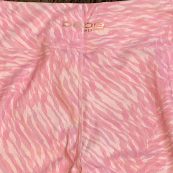 NWT Bebe Capri Pant - Picture 2 of 9